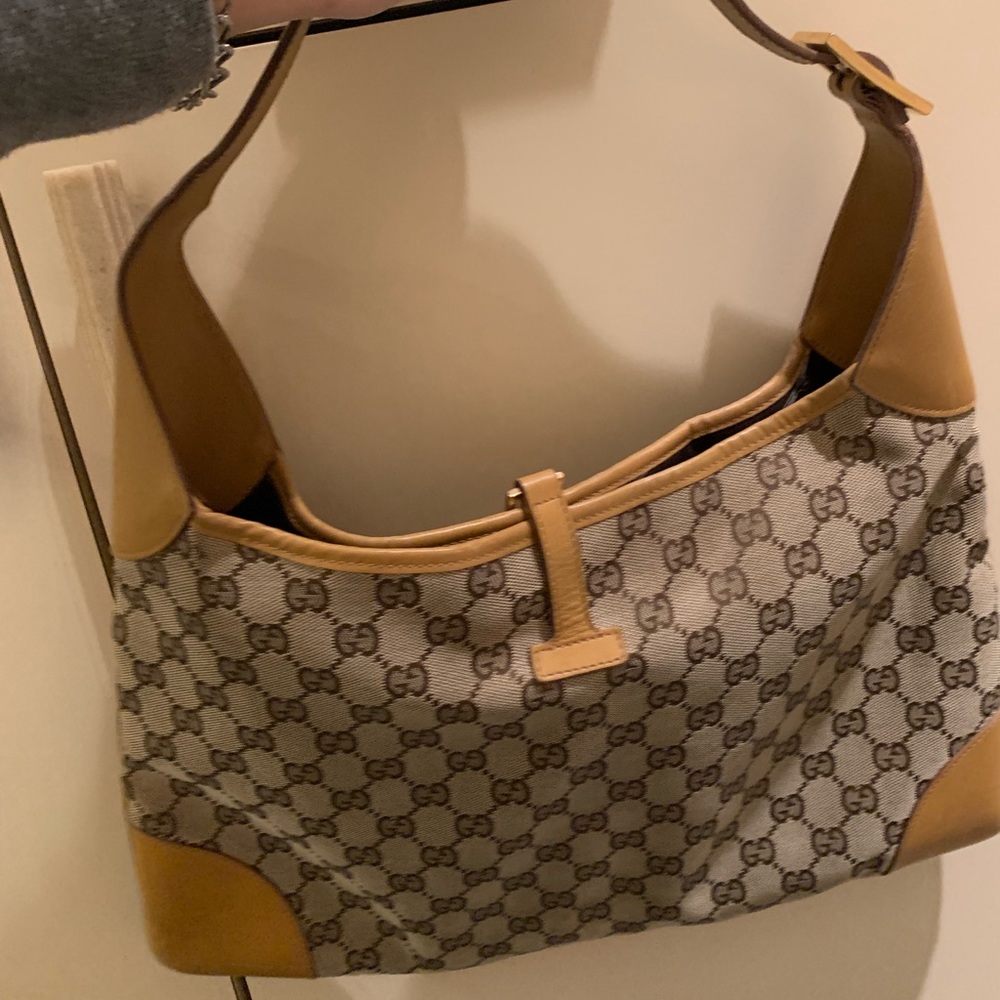 Vintage Gucci bag - Picture 2 of 5